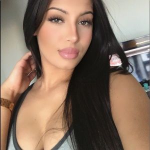 Meet your Posher, Nourhane